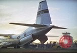 Standbild der US Air Force Flugzeuge Vietnam, 1965, aus Sekunde 22 historischem Filmmaterial Videoclip 65675061997