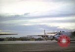 Standbild der US Air Force Flugzeuge Vietnam, 1965, aus Sekunde 53 historischem Filmmaterial Videoclip 65675061997