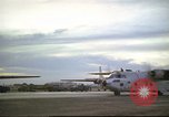 Standbild der US Air Force Flugzeuge Vietnam, 1965, aus Sekunde 54 historischem Filmmaterial Videoclip 65675061997