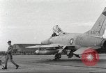 Immagine di Cani sentinella Il Vietnam, 1965, secondo 42 filmato di repertorio 65675062013