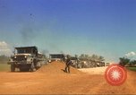 Immagine di La costruzione dell'autostrada Il Vietnam, 1969, secondo 10 filmato di repertorio 65675062014
