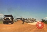 Immagine di La costruzione dell'autostrada Il Vietnam, 1969, secondo 11 filmato di repertorio 65675062014