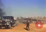 Immagine di La costruzione dell'autostrada Il Vietnam, 1969, secondo 58 filmato di repertorio 65675062014