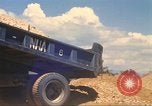 Immagine di La costruzione dell'autostrada Il Vietnam, 1969, secondo 37 filmato di repertorio 65675062016