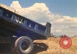 Immagine di La costruzione dell'autostrada Il Vietnam, 1969, secondo 39 filmato di repertorio 65675062016