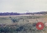 Immagine di 1a divisione di cavalleria Chu Lai Vietnam, 1969, secondo 29 filmato di repertorio 65675062017