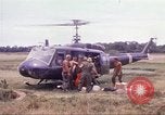 Immagine di 1a divisione di cavalleria Chu Lai Vietnam, 1969, secondo 62 filmato di repertorio 65675062017