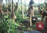 Standbild United States Soldaten South Vietnam, 1967, aus Sekunde 38 historischem Filmmaterial Videoclip 65675062024