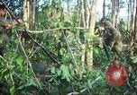 Standbild United States Soldaten South Vietnam, 1967, aus Sekunde 56 historischem Filmmaterial Videoclip 65675062024
