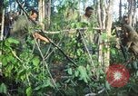 Standbild United States Soldaten South Vietnam, 1967, aus Sekunde 59 historischem Filmmaterial Videoclip 65675062024