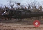 Standbild 1 Infanterie Division Lai Khe Süd Vietnam, 1968, aus Sekunde 24 historischem Filmmaterial Videoclip 65675062042
