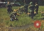 Standbild USA Soldaten Vietnam, 1970, aus Sekunde 61 historischem Filmmaterial Videoclip 65675062043