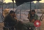 Standbild USA Offiziere Vietnam, 1970, aus Sekunde 6 historischem Filmmaterial Videoclip 65675062044