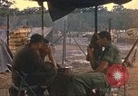 Standbild USA Offiziere Vietnam, 1970, aus Sekunde 8 historischem Filmmaterial Videoclip 65675062044