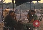 Standbild USA Offiziere Vietnam, 1970, aus Sekunde 9 historischem Filmmaterial Videoclip 65675062044