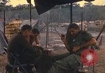 Standbild USA Offiziere Vietnam, 1970, aus Sekunde 17 historischem Filmmaterial Videoclip 65675062044