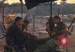 Standbild USA Offiziere Vietnam, 1970, aus Sekunde 18 historischem Filmmaterial Videoclip 65675062044