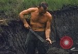 Standbild USA Soldaten Vietnam, 1970, aus Sekunde 5 historischem Filmmaterial Videoclip 65675062045