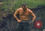 Standbild USA Soldaten Vietnam, 1970, aus Sekunde 20 historischem Filmmaterial Videoclip 65675062045