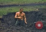 Standbild USA Soldaten Vietnam, 1970, aus Sekunde 28 historischem Filmmaterial Videoclip 65675062045