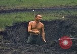 Standbild USA Soldaten Vietnam, 1970, aus Sekunde 29 historischem Filmmaterial Videoclip 65675062045
