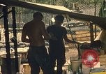 Standbild USA Soldaten Vietnam, 1970, aus Sekunde 28 historischem Filmmaterial Videoclip 65675062047