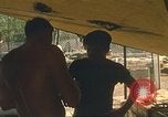 Standbild USA Soldaten Vietnam, 1970, aus Sekunde 32 historischem Filmmaterial Videoclip 65675062047