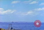 Standbild Amphibisches Iwo Jima, 1945, aus Sekunde 54 historischem Filmmaterial Videoclip 65675062091