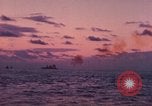 Standbild Schlacht von Iwo Jima Iwo Jima, 1945, aus Sekunde 29 historischem Filmmaterial Videoclip 65675062096