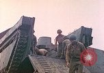 Immagine di L'eliminazione della bomba Iwo Jima, 1945, secondo 37 filmato di repertorio 65675062140