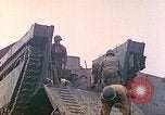 Immagine di L'eliminazione della bomba Iwo Jima, 1945, secondo 38 filmato di repertorio 65675062140