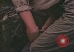 Immagine di L'eliminazione della bomba Iwo Jima, 1945, secondo 54 filmato di repertorio 65675062140