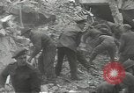Image V-2 attaque Anvers Belgique, 1944, de la seconde 31 séquences d'archives historiques vidéo 65675062167