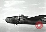 Standbild United States Air Raid Caroline Island Pazifischer Ozean, 1944, aus Sekunde 6 historischem Filmmaterial Videoclip 65675062195