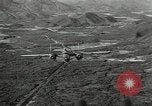 Standbild United States Air Raid Caroline Island Pazifischer Ozean, 1944, aus Sekunde 21 historischem Filmmaterial Videoclip 65675062195