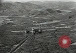 Standbild United States Air Raid Caroline Island Pazifischer Ozean, 1944, aus Sekunde 33 historischem Filmmaterial Videoclip 65675062195
