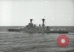 Standbild USA Schlachtschiffe in Spalte Bildung Hampton Roads Virginia USA, 1939, aus Sekunde 13 historischem Filmmaterial Videoclip 65675062203