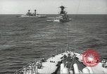 Standbild USA Schlachtschiffe in Spalte Bildung Hampton Roads Virginia USA, 1939, aus Sekunde 32 historischem Filmmaterial Videoclip 65675062203