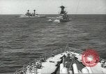 Standbild USA Schlachtschiffe in Spalte Bildung Hampton Roads Virginia USA, 1939, aus Sekunde 34 historischem Filmmaterial Videoclip 65675062203