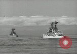 Standbild USA Schlachtschiffe in Spalte Bildung Hampton Roads Virginia USA, 1939, aus Sekunde 40 historischem Filmmaterial Videoclip 65675062203