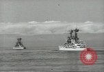 Standbild USA Schlachtschiffe in Spalte Bildung Hampton Roads Virginia USA, 1939, aus Sekunde 41 historischem Filmmaterial Videoclip 65675062203