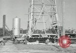 Standbild Oklahoma Ölfelder Oklahoma United States USA, 1947, aus Sekunde 26 historischem Filmmaterial Videoclip 65675062207