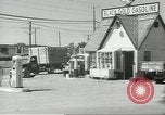 Standbild Benzin station Oklahoma United States USA, 1947, aus Sekunde 4 historischem Filmmaterial Videoclip 65675062208