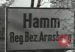 Standbild Bombe beschädigte rail road Station Hamm Deutschland, 1945, aus Sekunde 9 historischem Filmmaterial Videoclip 65675062218