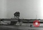 Standbild Bombe beschädigte rail road Station Hamm Deutschland, 1945, aus Sekunde 22 historischem Filmmaterial Videoclip 65675062218