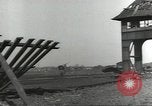 Standbild Bombe beschädigte rail road Station Hamm Deutschland, 1945, aus Sekunde 32 historischem Filmmaterial Videoclip 65675062218