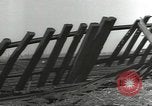 Standbild Bombe beschädigte rail road Station Hamm Deutschland, 1945, aus Sekunde 36 historischem Filmmaterial Videoclip 65675062218