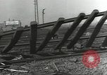 Standbild Bombe beschädigte rail road Station Hamm Deutschland, 1945, aus Sekunde 39 historischem Filmmaterial Videoclip 65675062218