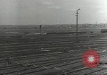 Image bombe d'un rail endommagé road station Hamm Allemagne, 1945, de la seconde 18 séquences d'archives historiques vidéo 65675062219