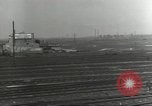 Image bombe d'un rail endommagé road station Hamm Allemagne, 1945, de la seconde 23 séquences d'archives historiques vidéo 65675062219